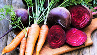 Чим підживити буряк і моркву, щоб виросли великими та солодкими? Результат вас здивує 