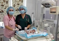 «Велика операція – на маленькому серці»: як рівненські лікарі врятували дитя вагою 800 грамів