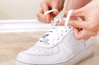 Як правильно зав’язувати шнурки (ВІДЕО)