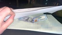 «Багаті» порушники на двоколісних: На Рівненщині двоє чоловіків пропонували поліцейським хабаря 