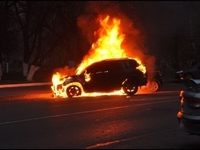 У Києві підпалили автомобіль депутата від «Слуги народу»