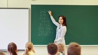 Мінфін: Зарплата молодого вчителя становить 7 580 грн (ФОТО)