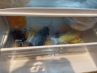 Холодильник постійно тече: Як позбутися конденсату в холодильнику