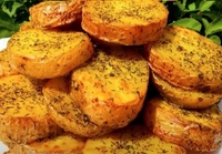 Іспанський рецепт задоволення: печена картопля з часником і кропом