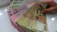 Українці переходять на нові гроші: чим заміняють гривні