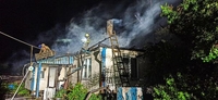 Через розряд блискавки на Рівненщині загорівся будинок (ФОТО)