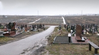 На кладовищі «Нове» у Рівному триває підготовка до провідної неділі 