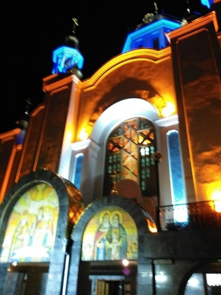 Покровський собор у Великодню ніч