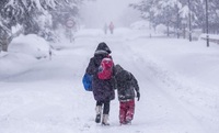 Щоб нічого не відморозити: за якої температури діти не повинні йти до школи?
