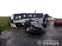 Деталі аварії з пасажирським автобусом і легковиком на Рівненщині (ФОТО)