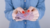 Українцям виплатять фінансову допомогу: як отримувати щомісяця до 3600 грн?