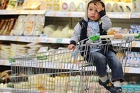 В Україні стрімко дорожчають олія, крупи, хліб, м'ясо, риба і молоко. Чому?