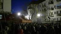 «Висадка на Банковій»: перед Офісом президента вже понад тисяча осіб – на площі встановили намети (ФОТО/ВІДЕО)
