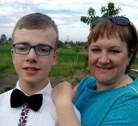 Щоб особливий хлопчик не лишився без мами: онкохвора викладач РДГУ потребує допомоги