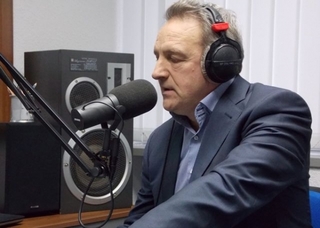 Олександр Корчинський у студії Радіо Трек