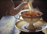 У спеку задля прохолоди радять пити гарячий чай 