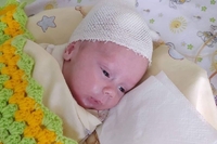 «Врятуй Дмитрика на Миколая», - у Рівному малюк потребує допомоги (ФОТО)