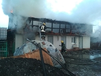 Цегляний будинок згорів на Рівненщині (ФОТО)