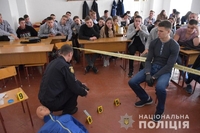 Студенти на Рівненщині оглядали місце злочину, де був несправжній труп (ФОТО)