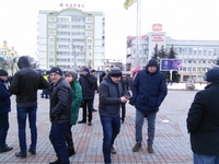 «Крим – це Україна»: мітинг однієї партії у Рівному все-таки був (ФОТО)