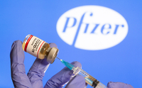 Кого щеплюватимуть вакциною Pfizer на Рівненщині 