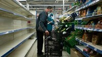 Не сіль і не консерви: Що українці стали частіше купувати після масових ракетних обстрілів 