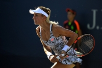 Тенісистка з Рівненщини розгромила росіянку в Австралії