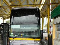 «Скинув» вину на італійця - водій рейсового автобуса видавав заборонений вантаж за передачу в Україну