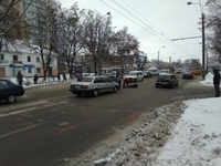На вулиці Київській у Рівному під колеса потрапив пішохід (ФОТО)
