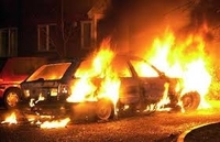 Три авто згоріли вночі у Рівному (ВІДЕО)