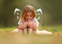 2 квітня - День ангела Світлани: вітання та листівки (ФОТО)