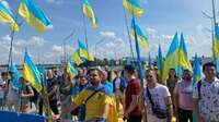 Гімн, прапори, співаки: як зустрічали збірну України у Борисполі (ФОТО/ВІДЕО)