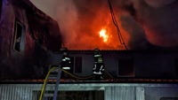 В пекарні на Рівненщині, де печуть хліб на черені, спалахнула пожежа (ФОТО)