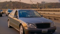 В Україні продають Mercedes, яким їздила Майлі Сайрус (ВІДЕО)