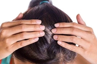 Легко і дієво: як замаскувати незафарбовані корені волосся
