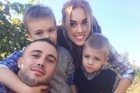 Зіркова українська пара чекає дитину