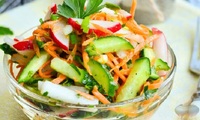 Яскравий овочевий салат за 5 хв: дуже смачно та корисно (РЕЦЕПТ)