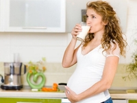 Вітамінні комплекси для вагітних: коли потрібні і в чому їх користь