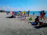 Пляжі можуть стати розсадником COVID-19: як не заразитися і що робиться на курортах України (ФОТО)