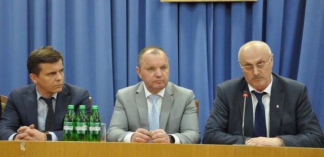 Звільнений Віктор Панасюк (по центру). Фото: СБУ
