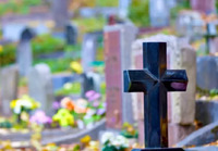Чи безпечно цьогоріч йти на кладовище у поминальну неділю? Відповідь поліції