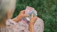 Українці можуть отримати доплату до пенсії за понаднормовий стаж: якою буде сума? 