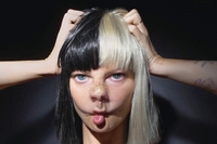 Sia випустила новий кліп