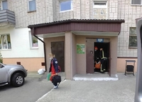 Мало не помер у власній квартирі: на Рівненщині рятували дідуся (ФОТО)