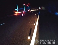 Смертельна ДТП: на Рівненщині маршрутка наїхала на двох пішоходів, жінка загинула