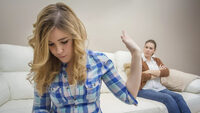Поради, які дійсно працюють: що робити батькам, коли дитина поводиться агресивно?