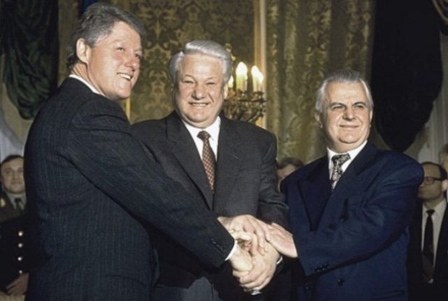 Президенти: Клінтон, Єльцин і Кравчук