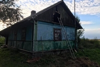 Дерев'яний будинок мало не згорів на Рівненщині (ФОТО)