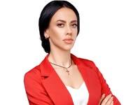 Отруїли дружину керівника української розвідки Буданова 