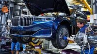 Через війну в Україні BMW та Volkswagen зупиняють свої заводи